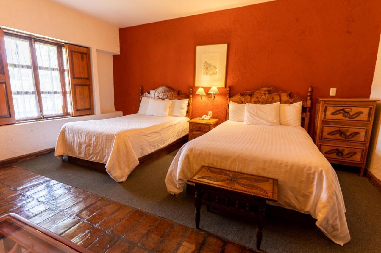 Hosteria San Felipe Pátzcuaro Exterior foto