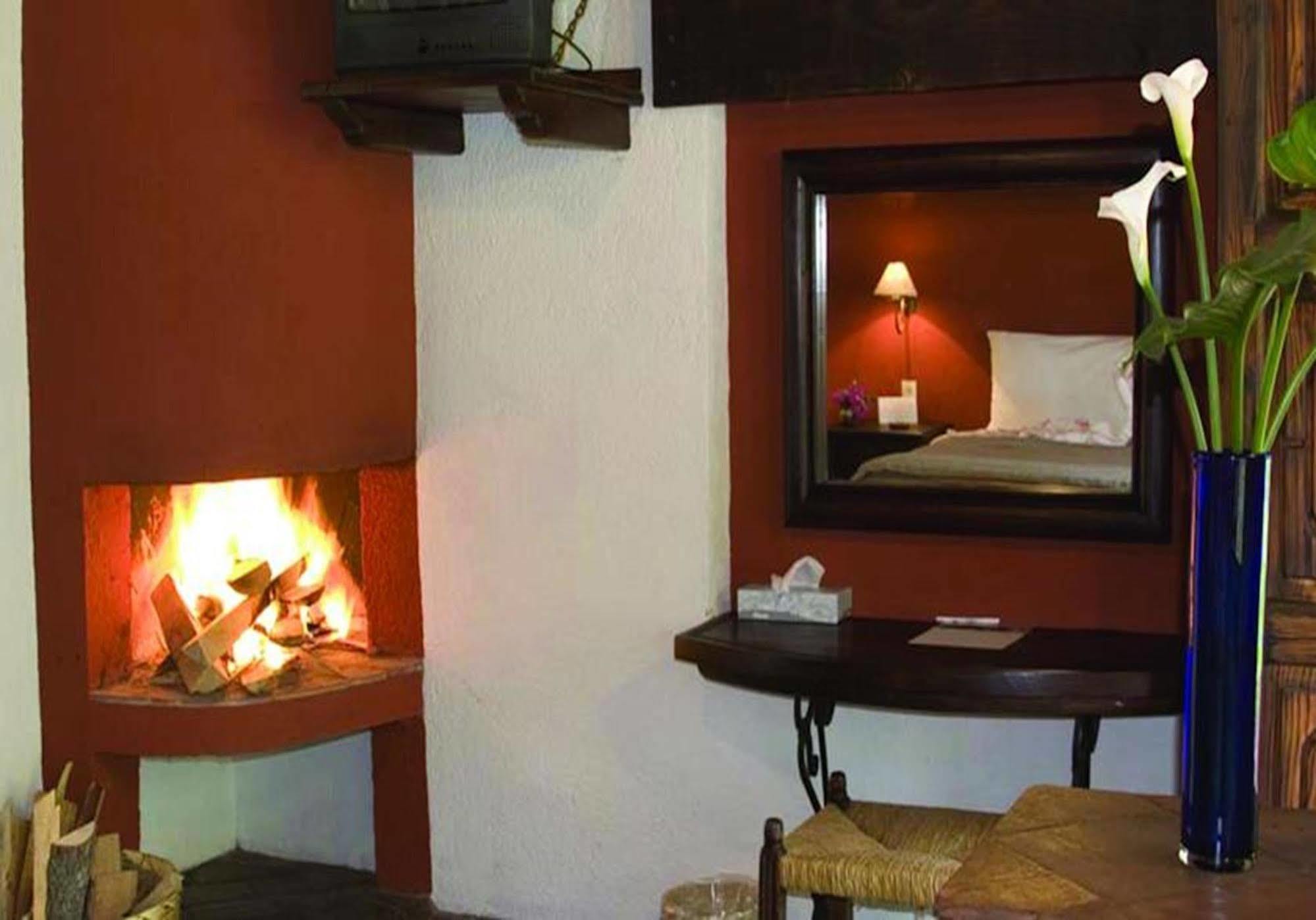 Hosteria San Felipe Pátzcuaro Exterior foto